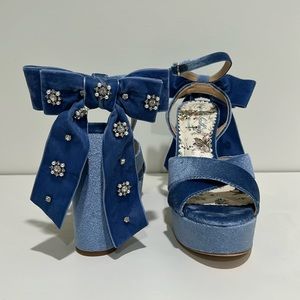 Nicola Bathie x Antonio Melani Lila Bow Heels